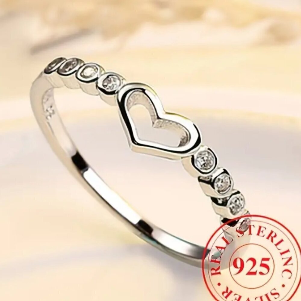 Heart Ring 925 Sterling Silver with Zircons NWT